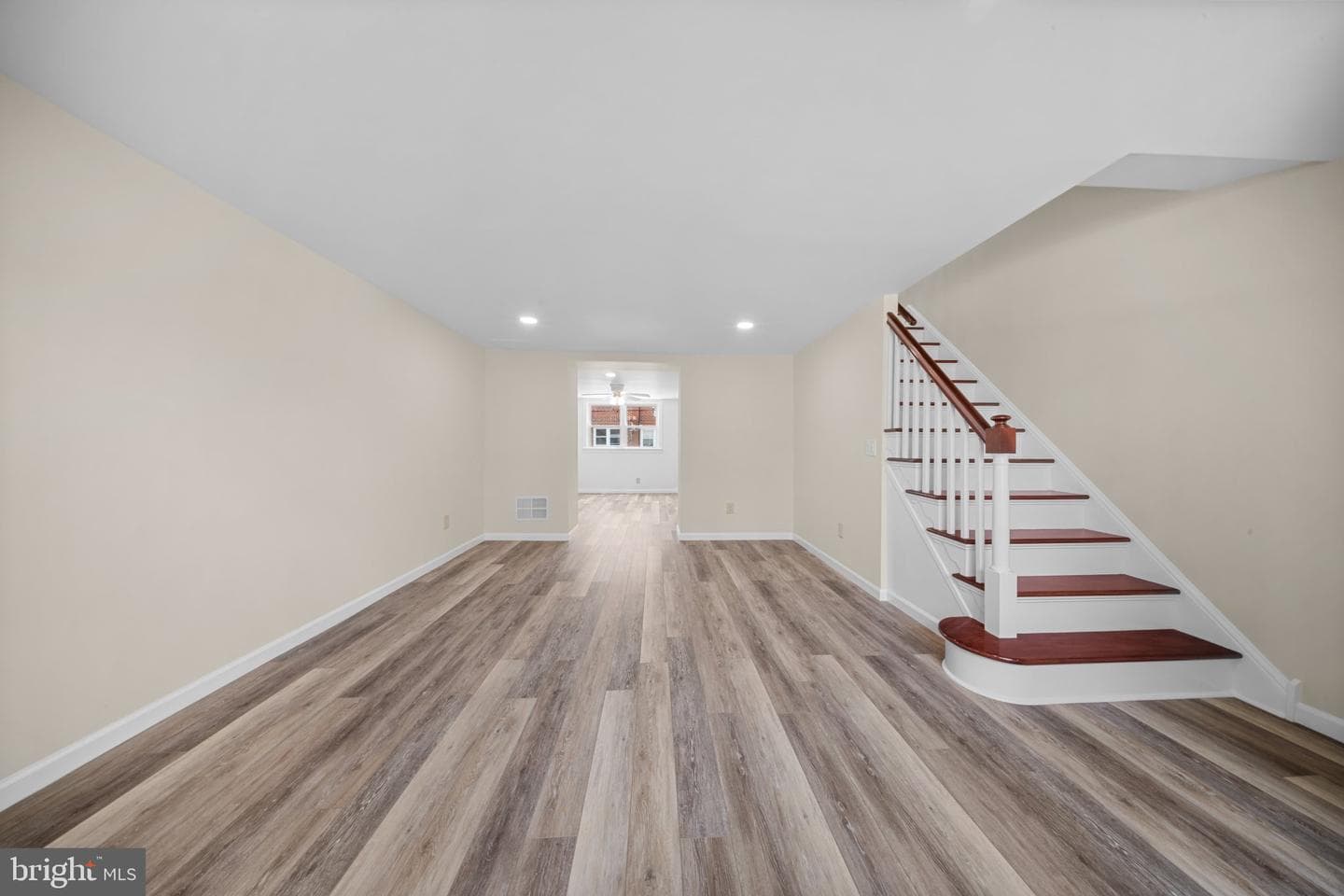 7019 Rutland Street photo 6