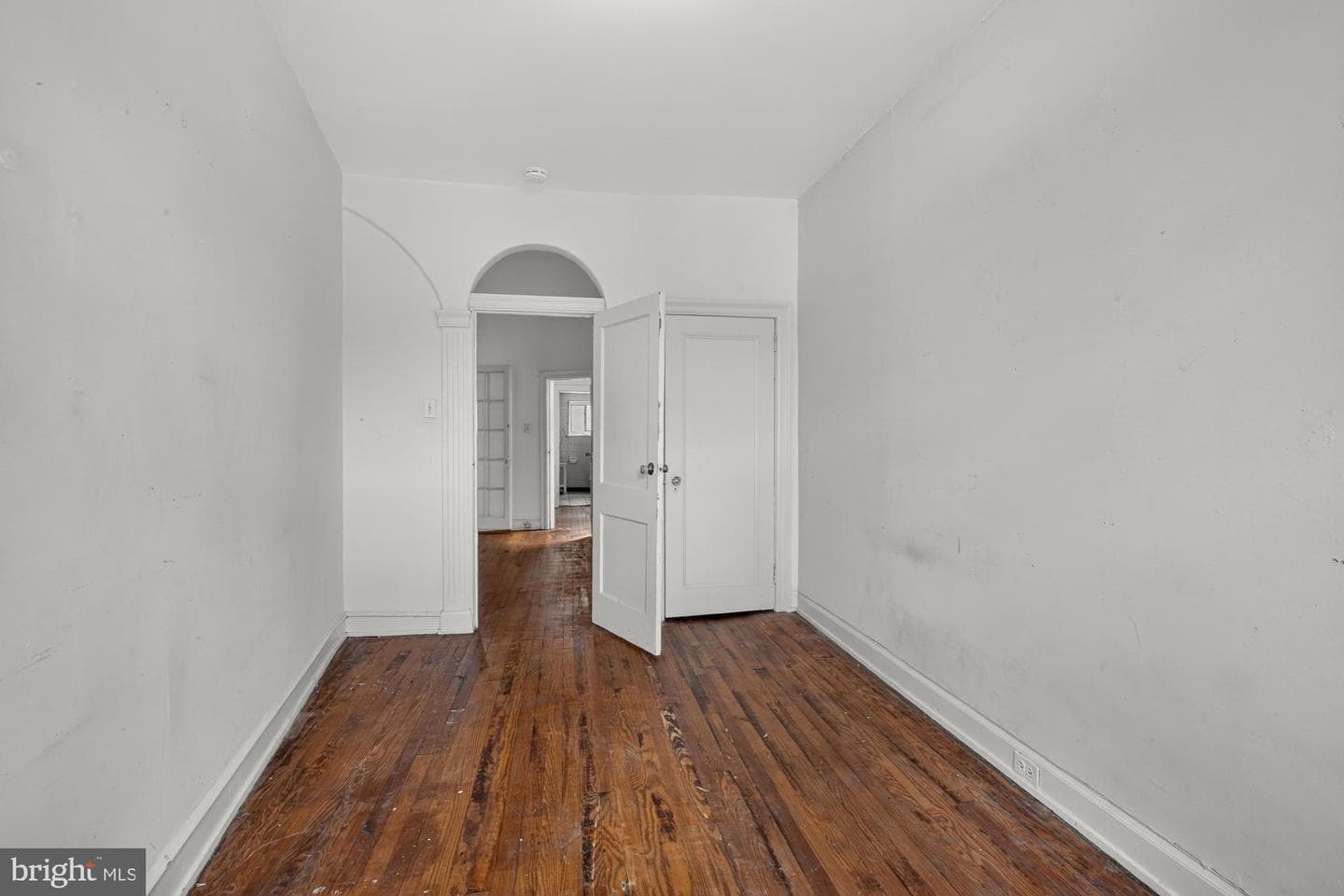 1147 S 10th Street photo 34