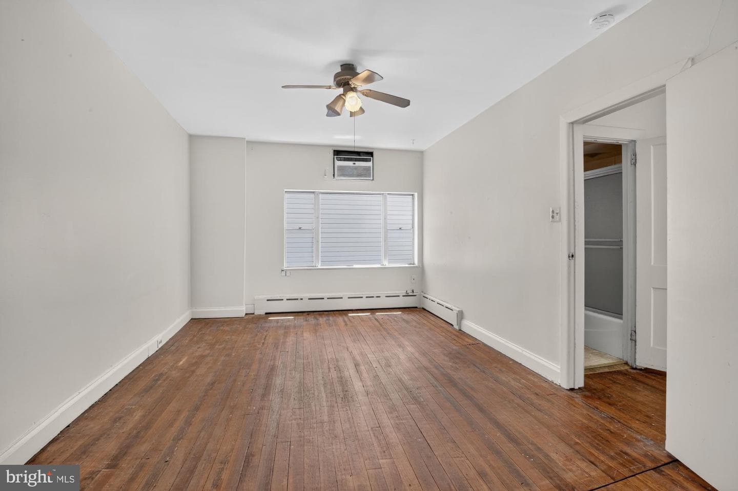 1147 S 10th Street photo 36