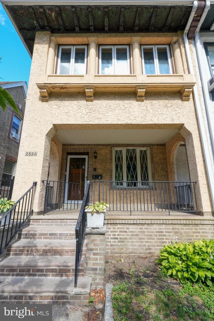 2526 S 22nd Street