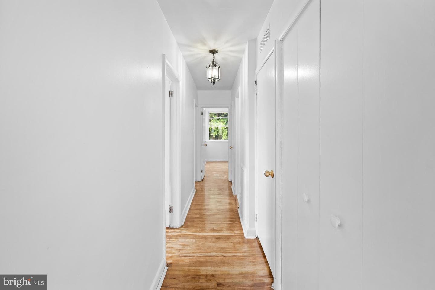1830 Tolbut Street photo 7
