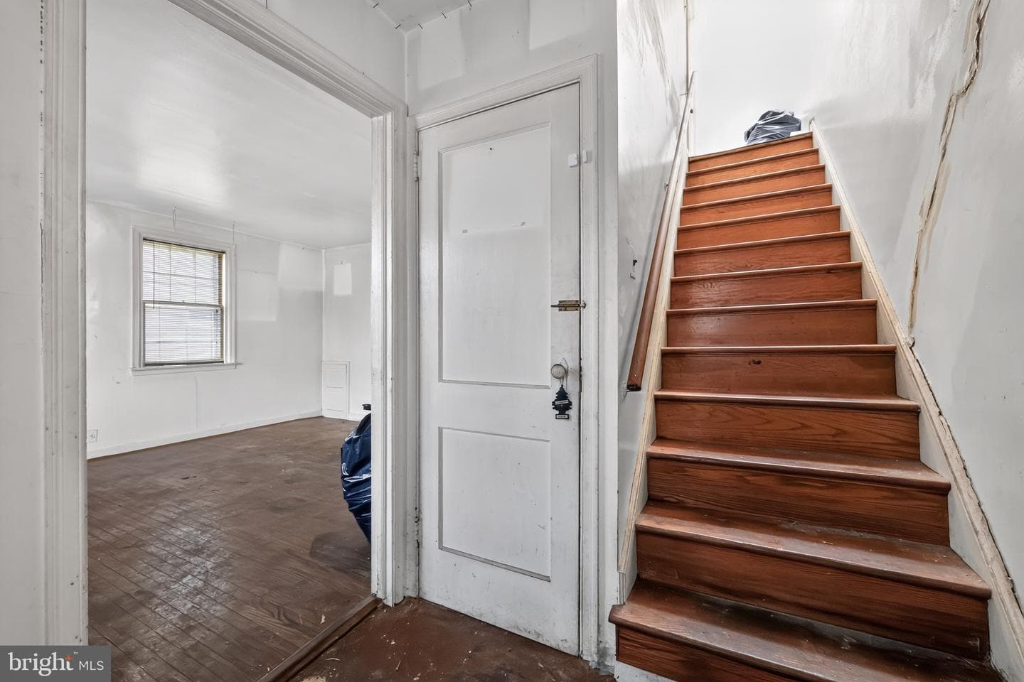 1613 Elaine Street photo 20