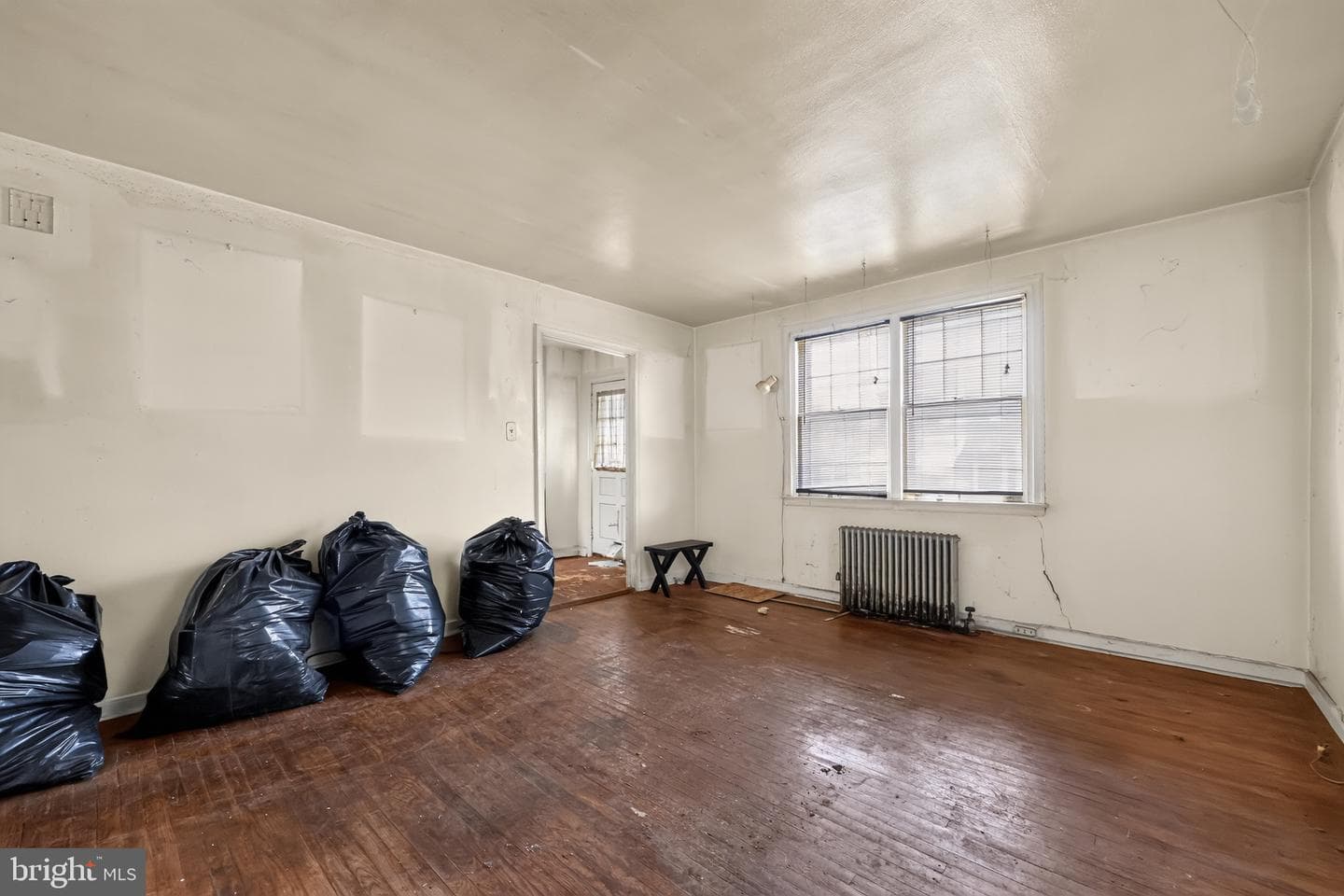 1613 Elaine Street photo 6