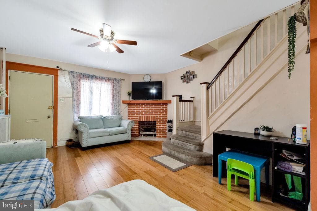6144 Locust Street photo 8