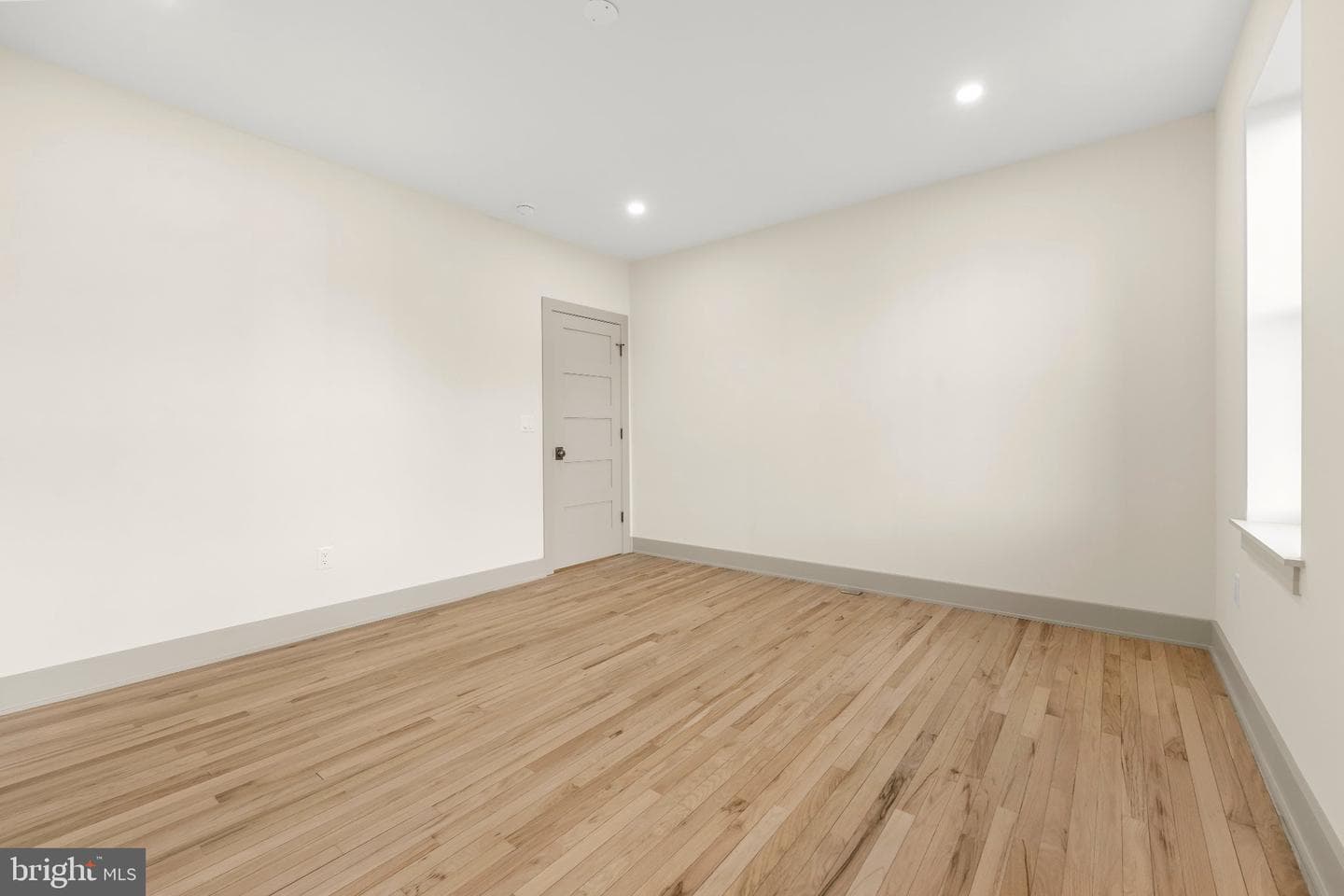 766 S 18th Street photo 34