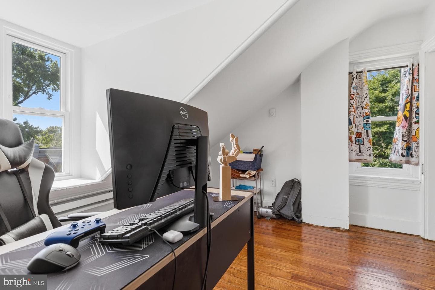 121 E Pleasant Street photo 20