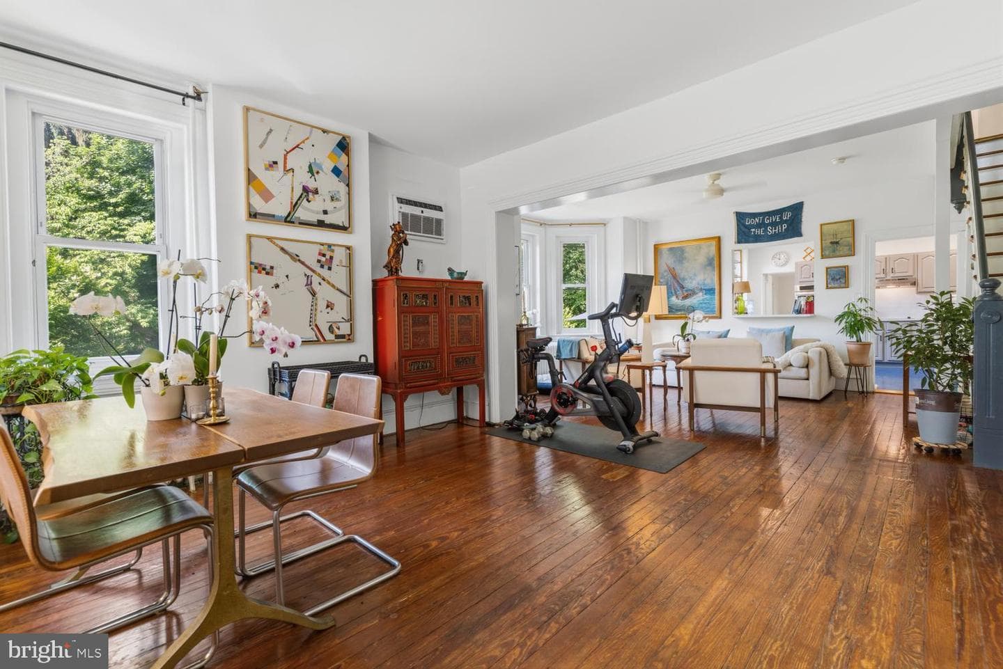 121 E Pleasant Street photo 5