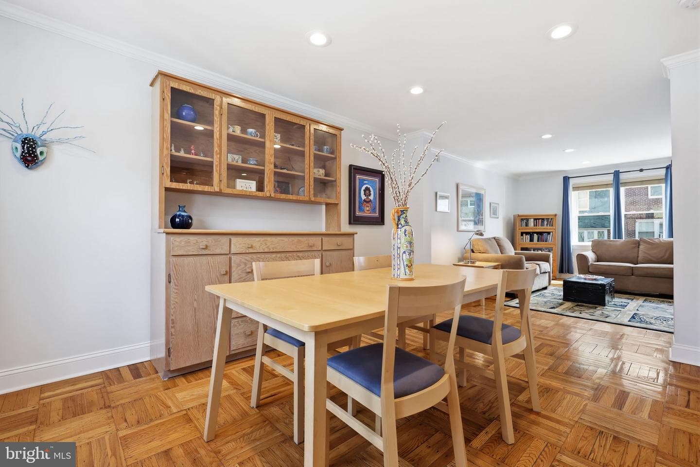6125 Gardenia Street photo 4
