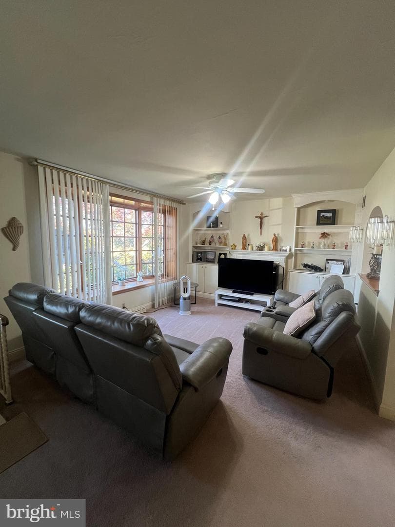 1026 Chandler Street photo 6
