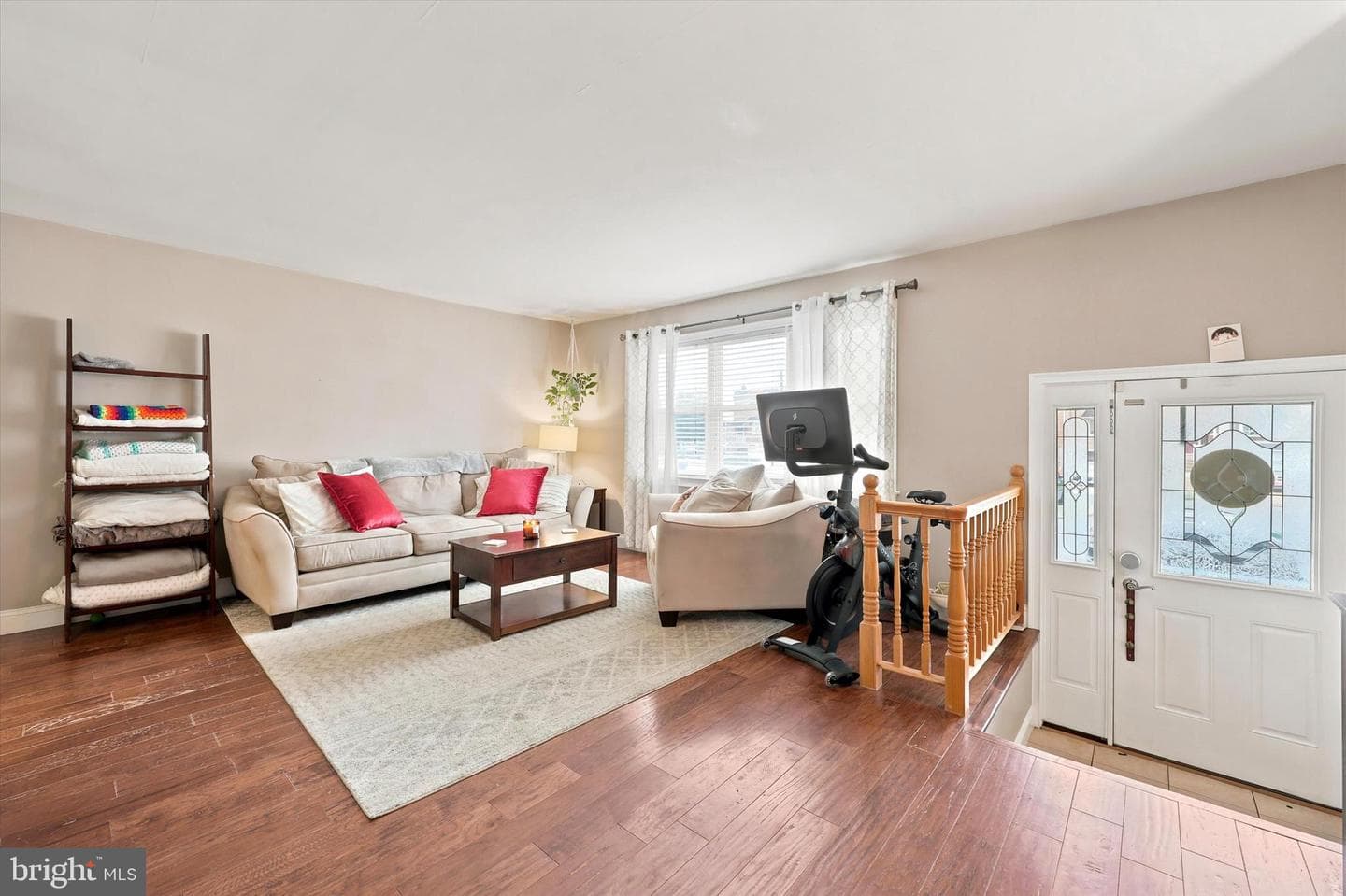 12460 Sweet Briar Place photo 4