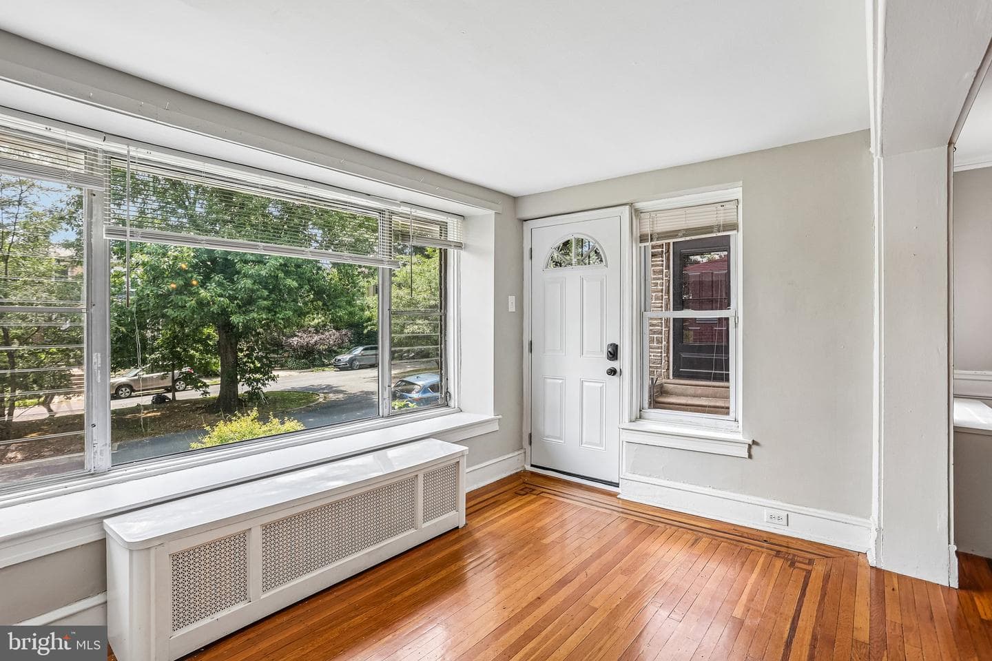 439 E Phil Ellena Street photo 4