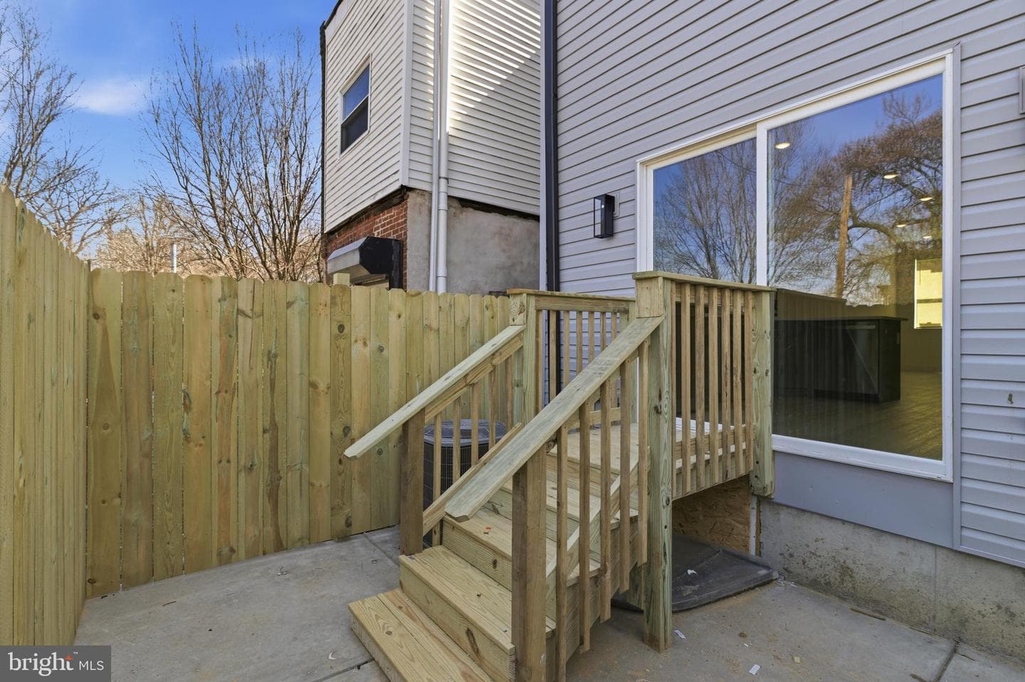 1032 W Orleans Street photo 9
