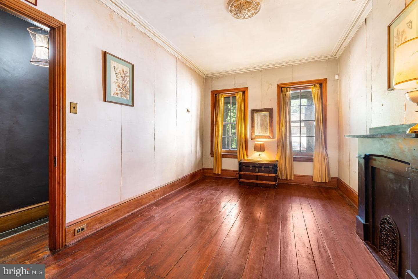56 W Penn Street photo 7