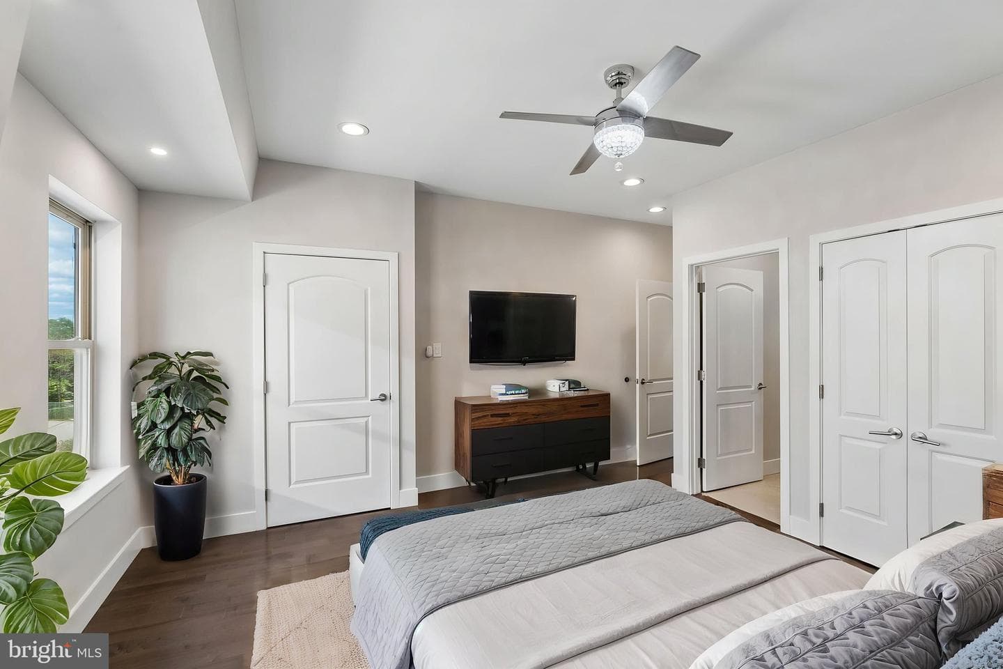 4774 Pechin Street photo 15