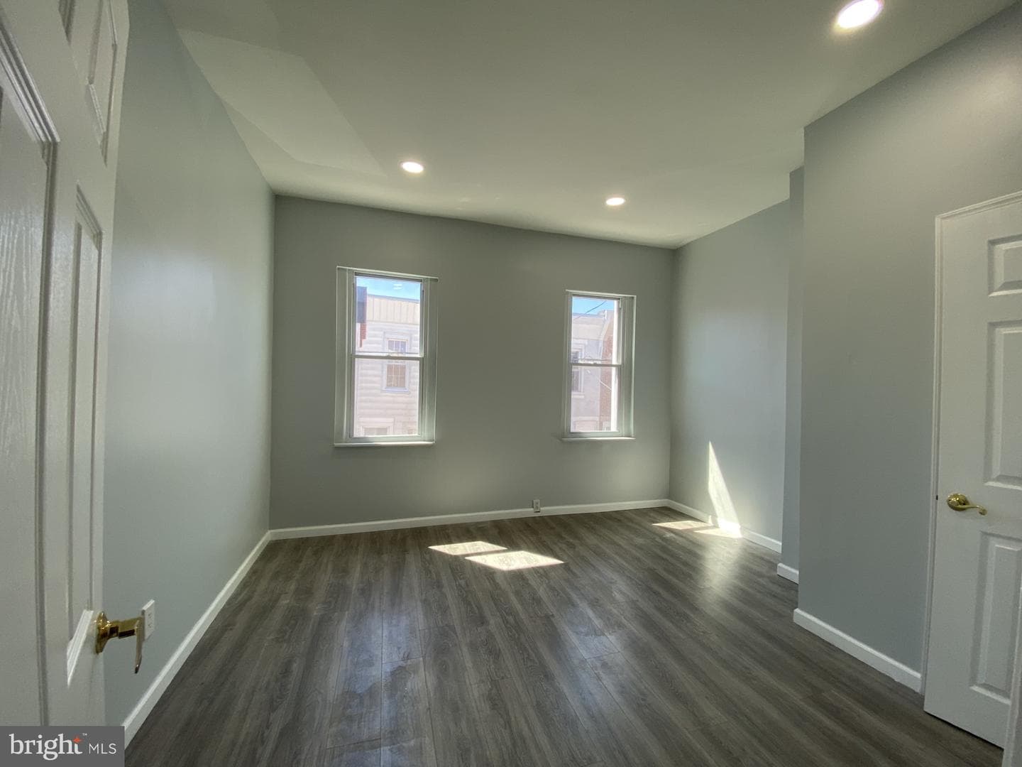 345 Winton St photo 8