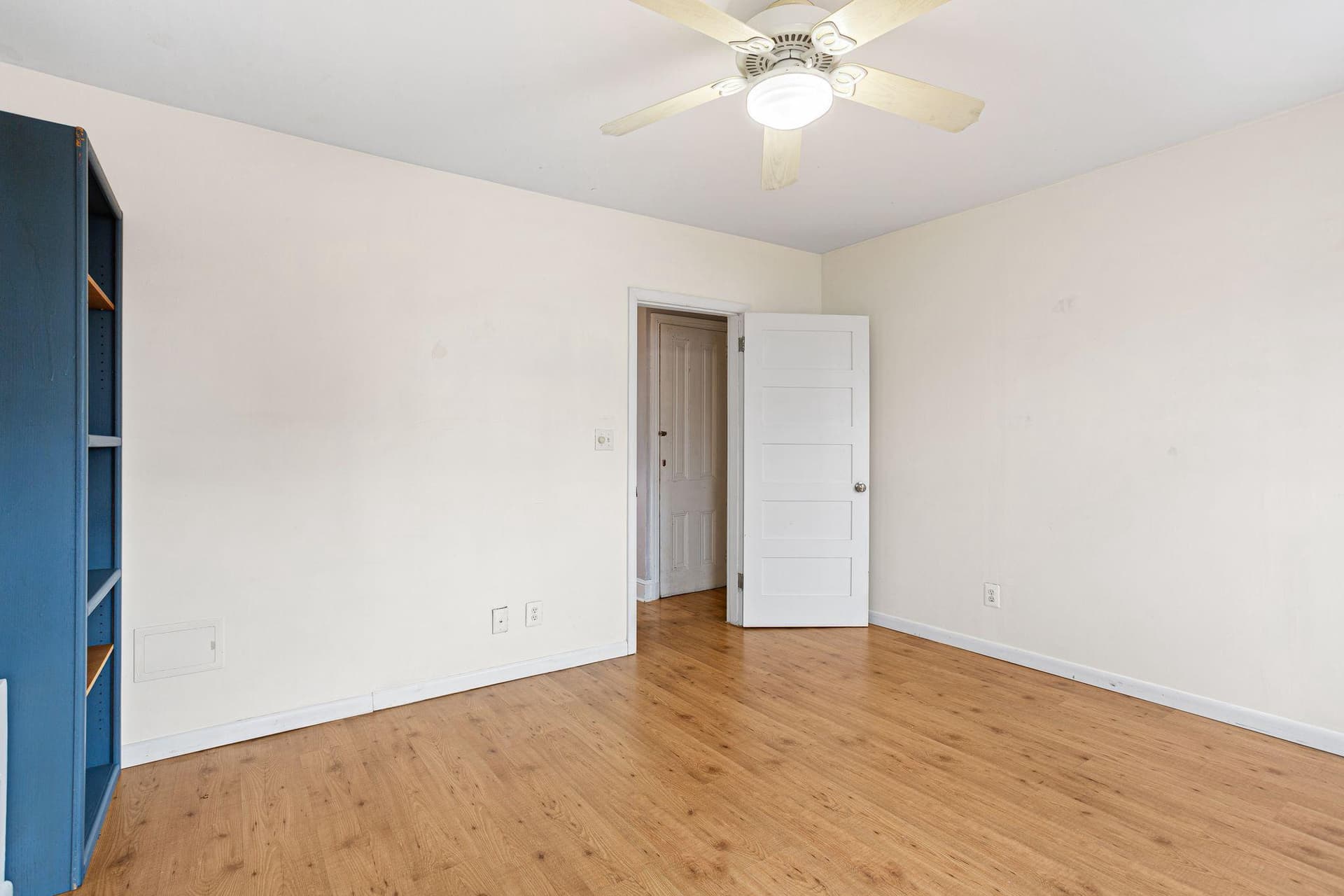 851 Moyer Street photo 23