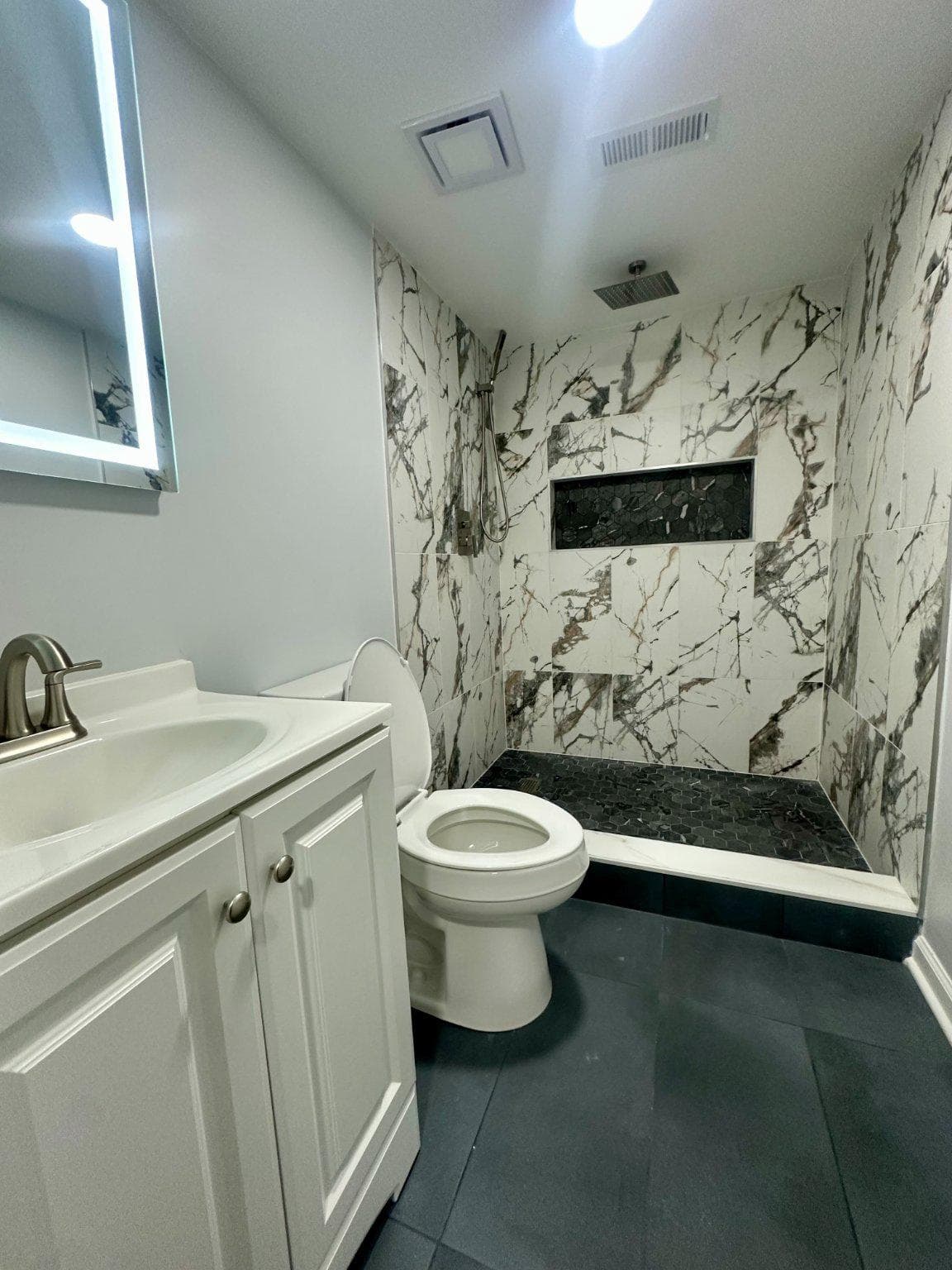 938 Marcella Street photo 17