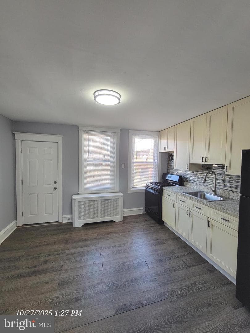 2061 Independence Street photo 7