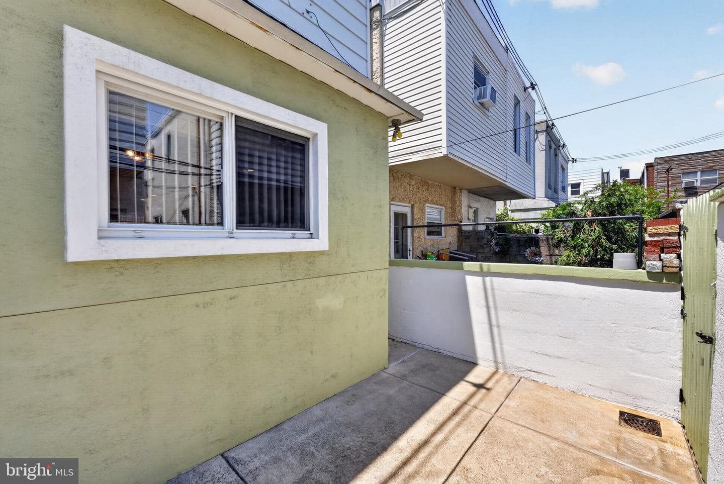 2317 S Hicks Street photo 14