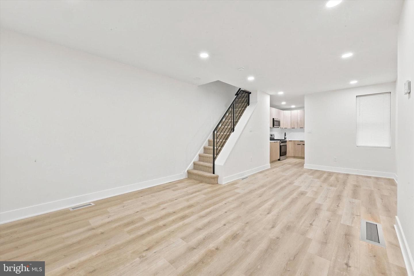 2088 Scattergood Street photo 5