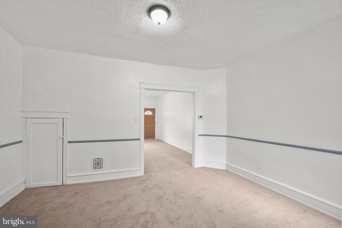4547 N Smedley Street photo 8