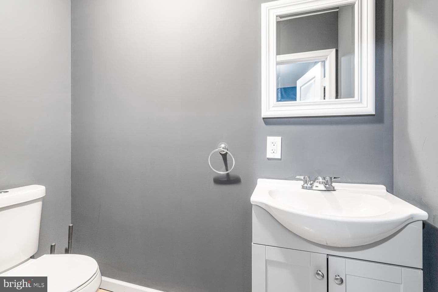 159 E Mayland Street photo 12