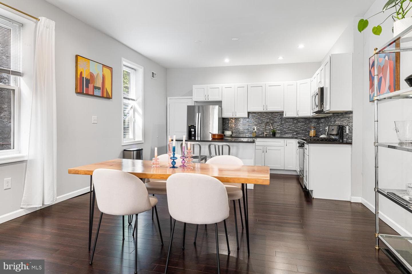 159 E Mayland Street photo 5