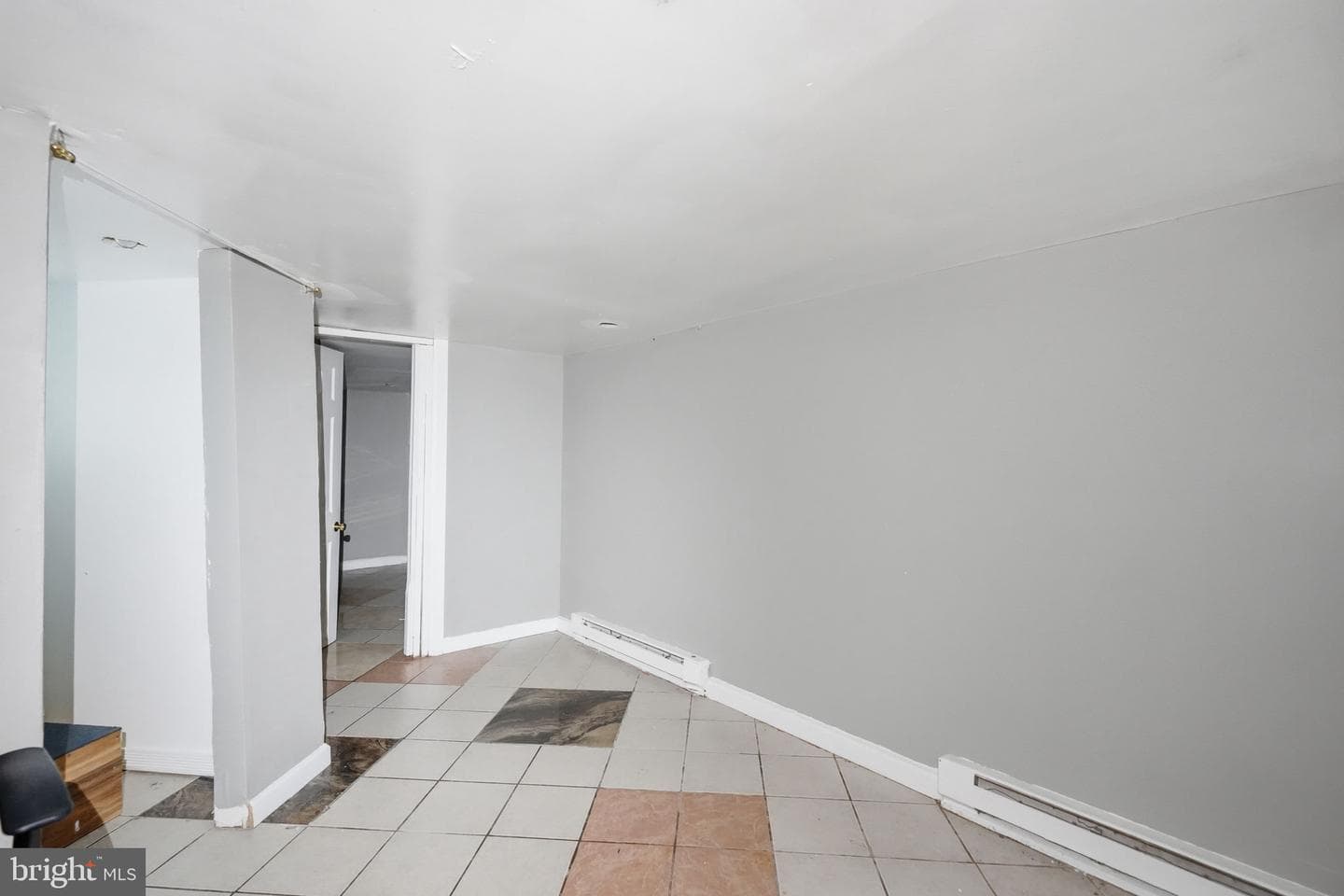 7277 Saybrook Avenue photo 28