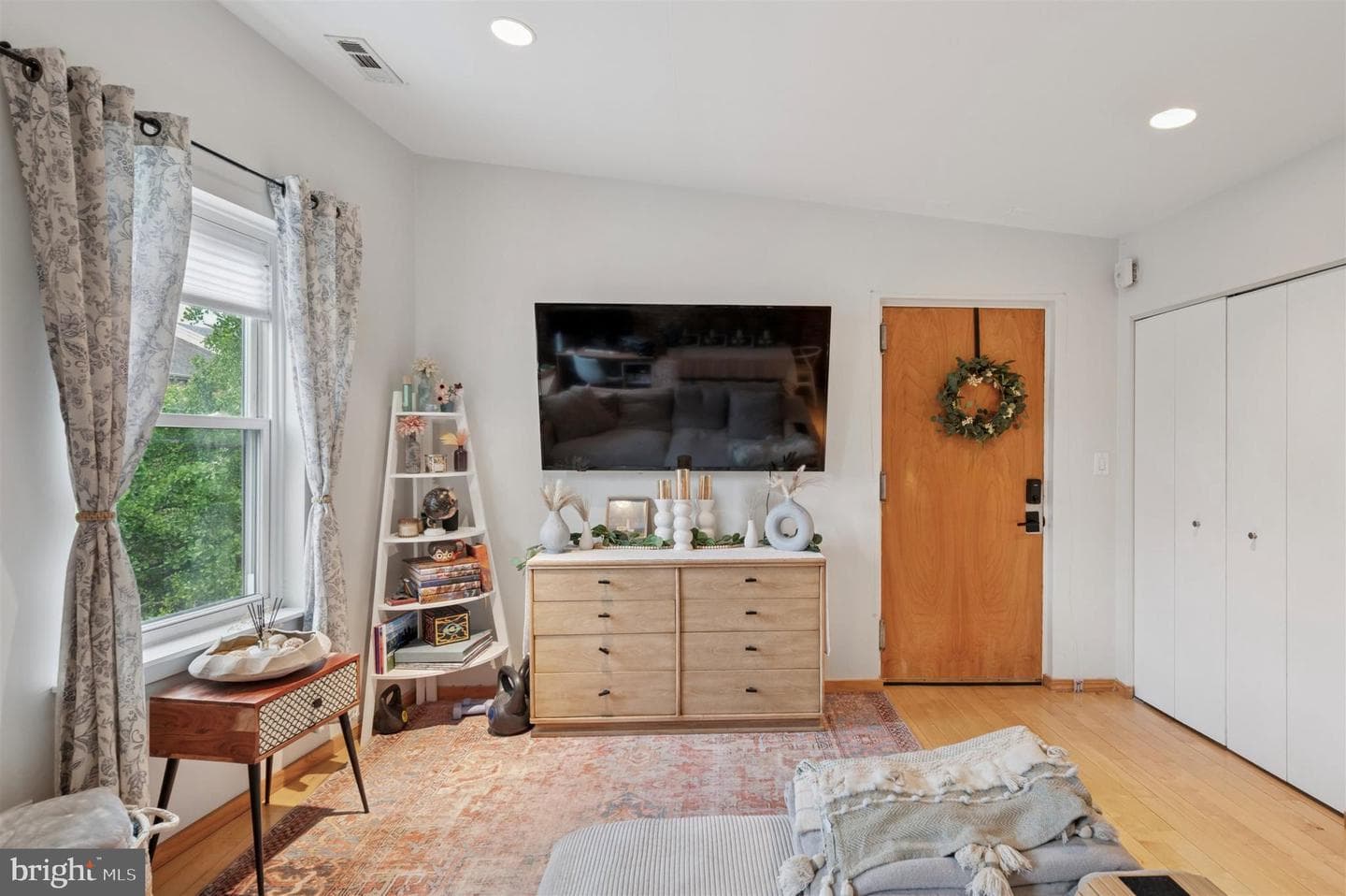 211 Christian Street #c photo 5