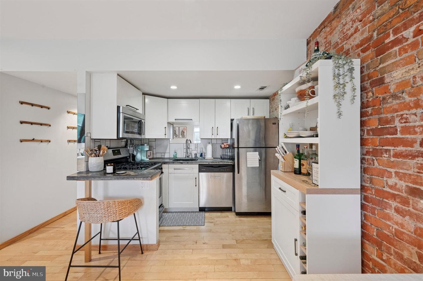 211 Christian Street #c photo 7