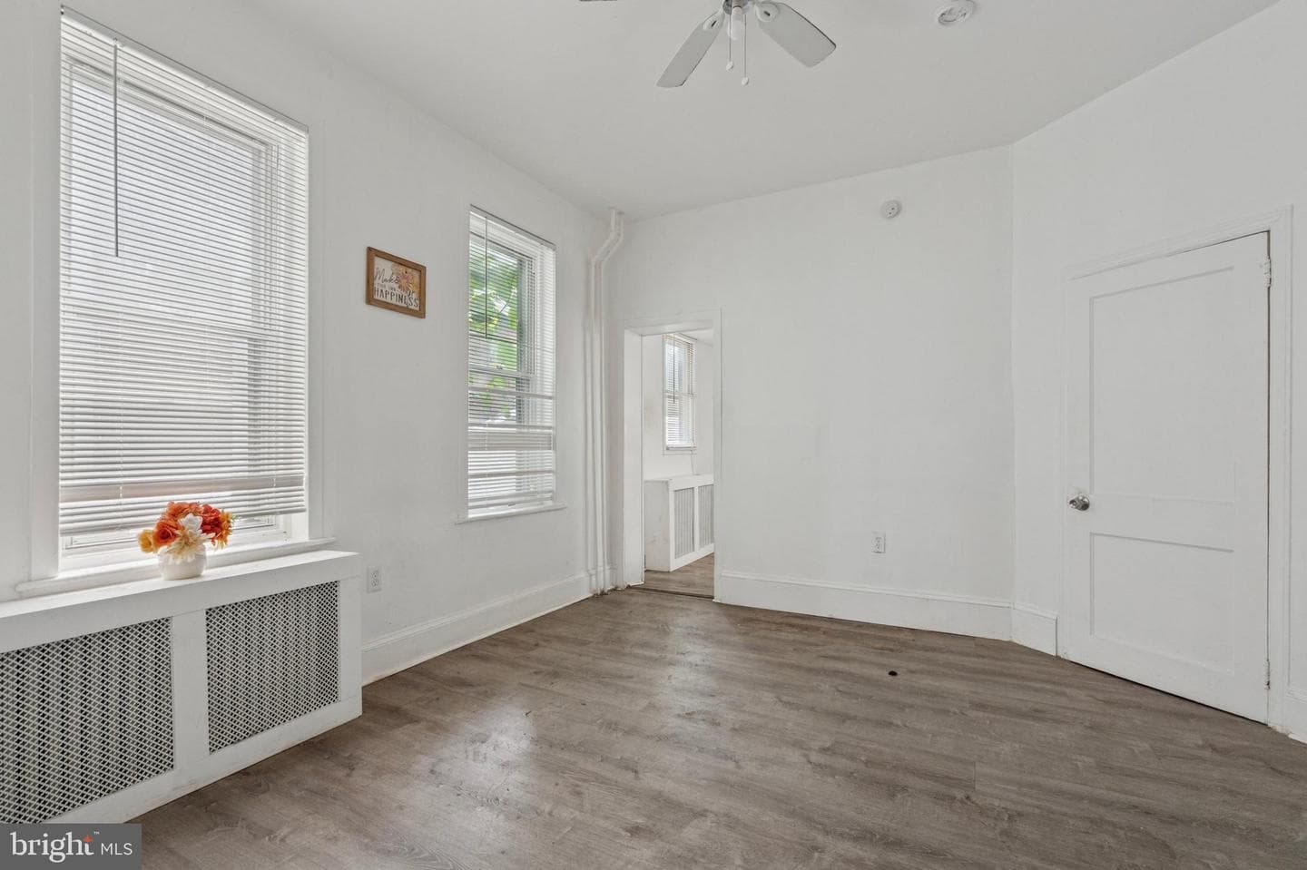 1934 E Lippincott Street photo 6