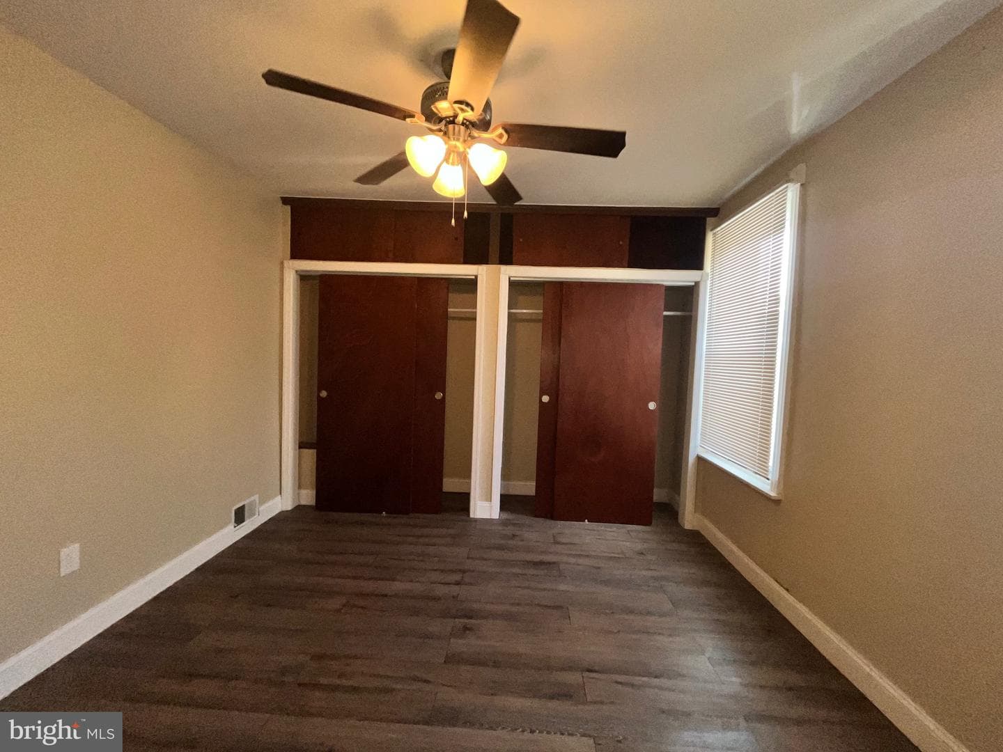 250 N Horton Street photo 16