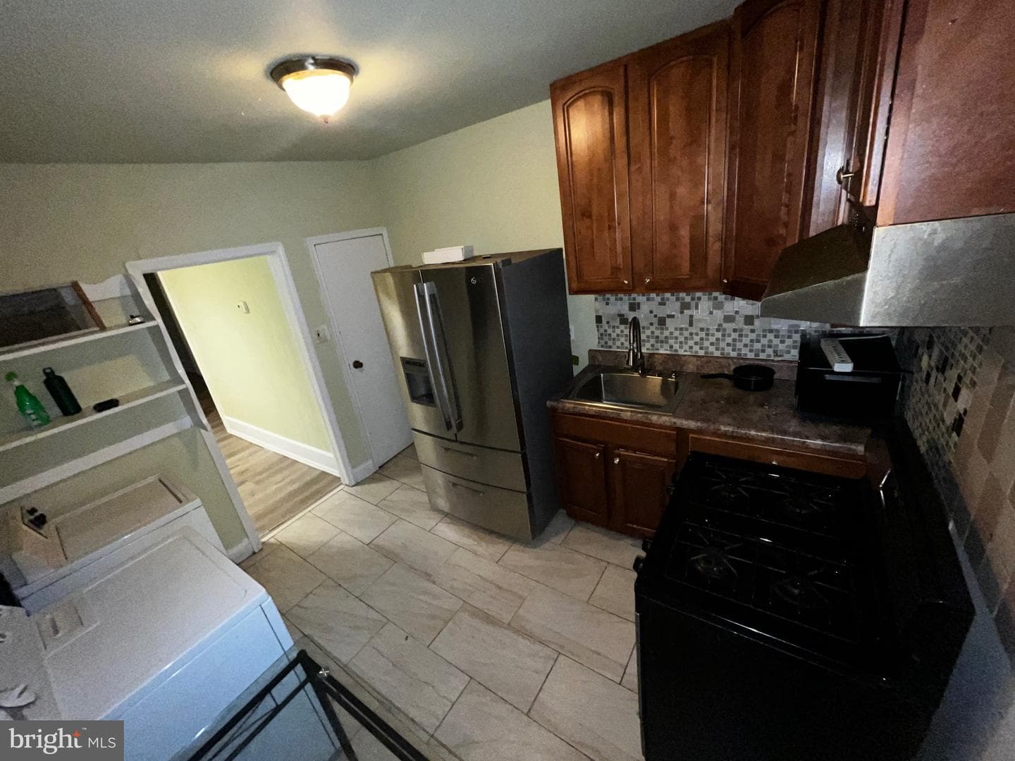 2445 N Bancroft Street photo 7