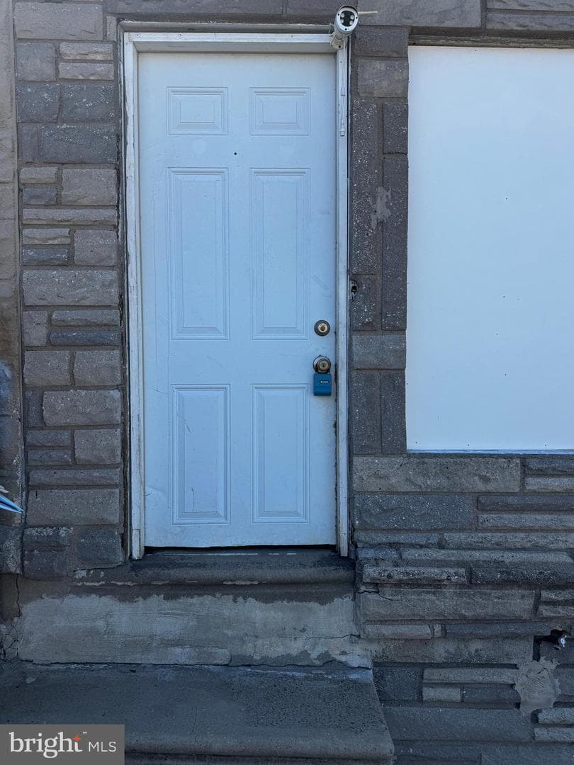 7004 Grays Avenue photo 21