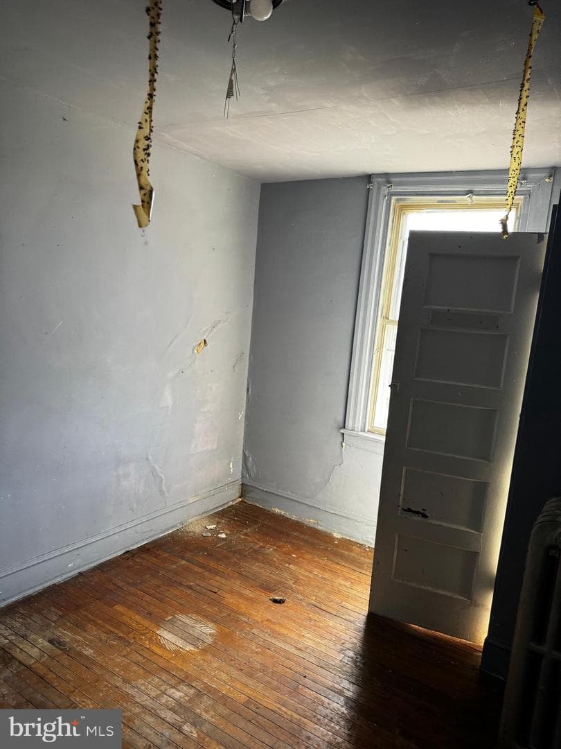 7004 Grays Avenue photo 26