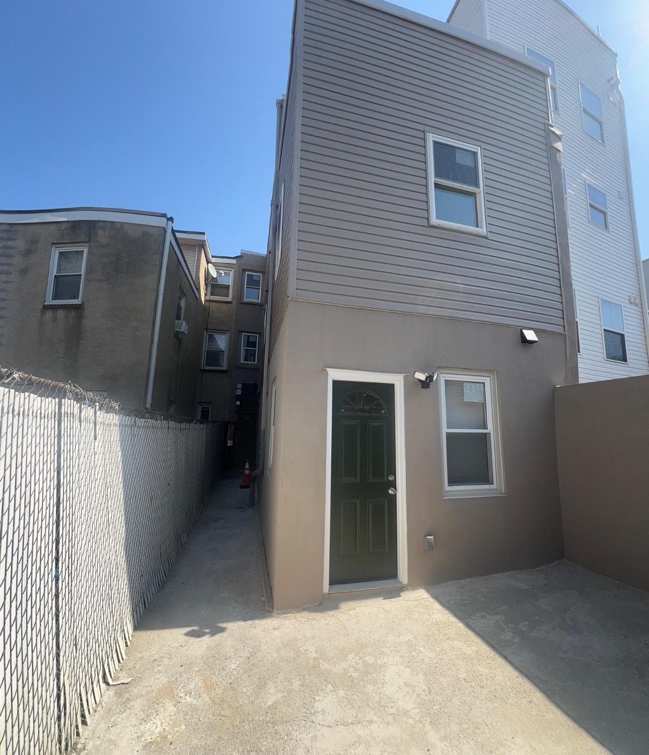 2250 N 2nd Street photo 32