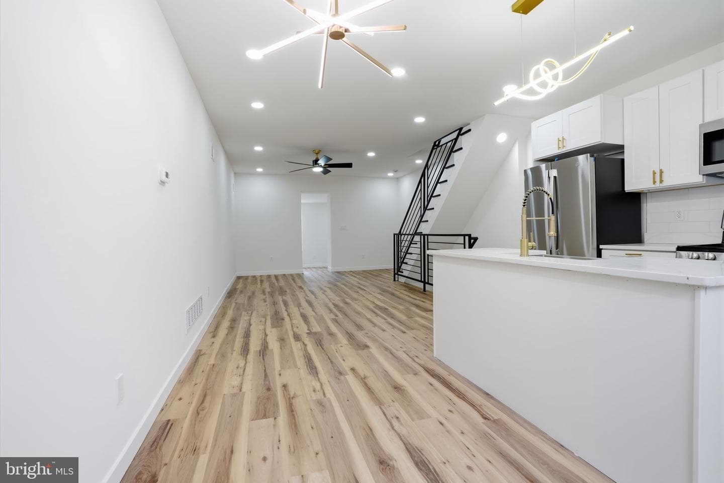 5224 Beaumont Avenue photo 10