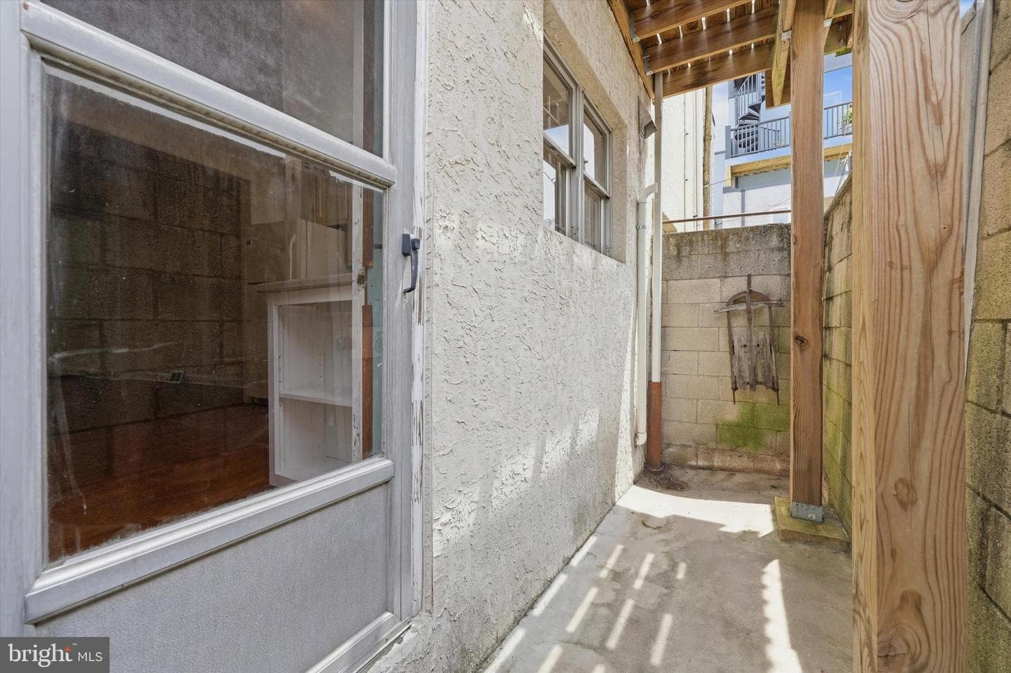 706 Salter St photo 20
