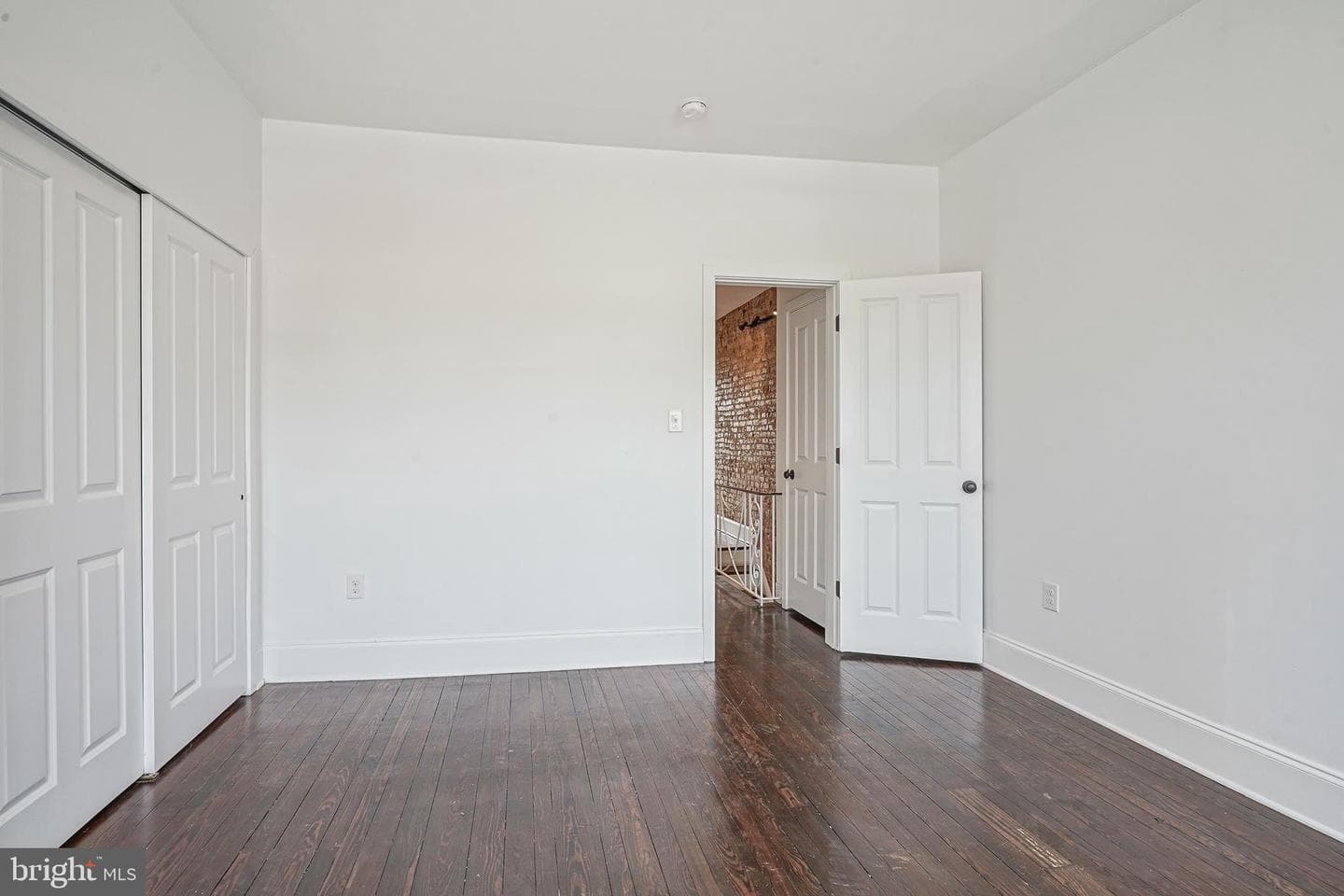 4826 Greenway Avenue photo 11