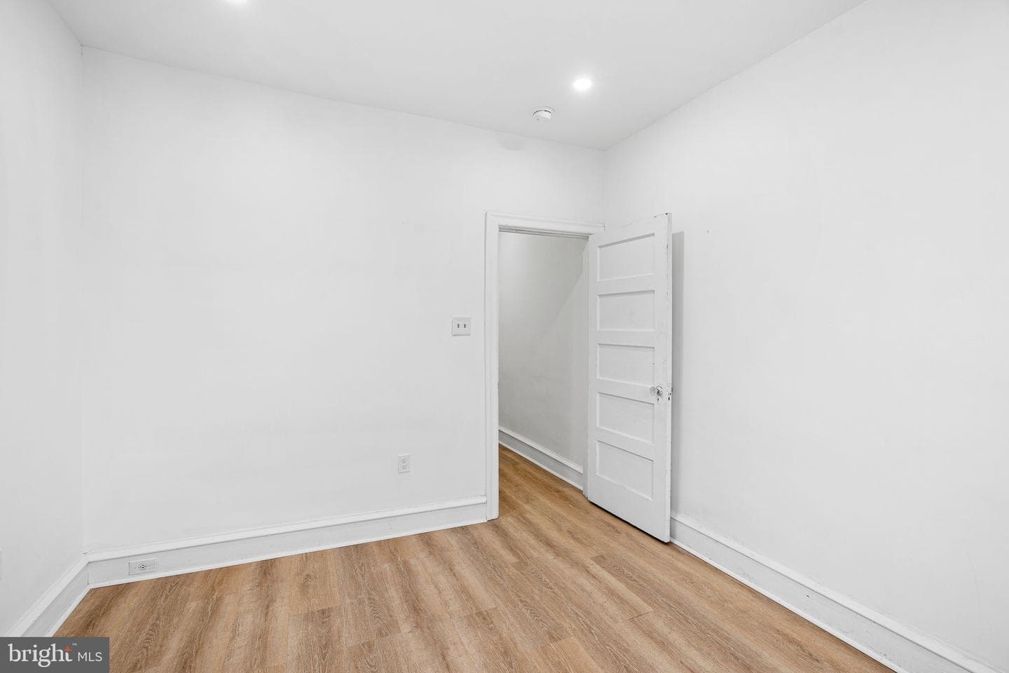3870 Frankford Avenue photo 30