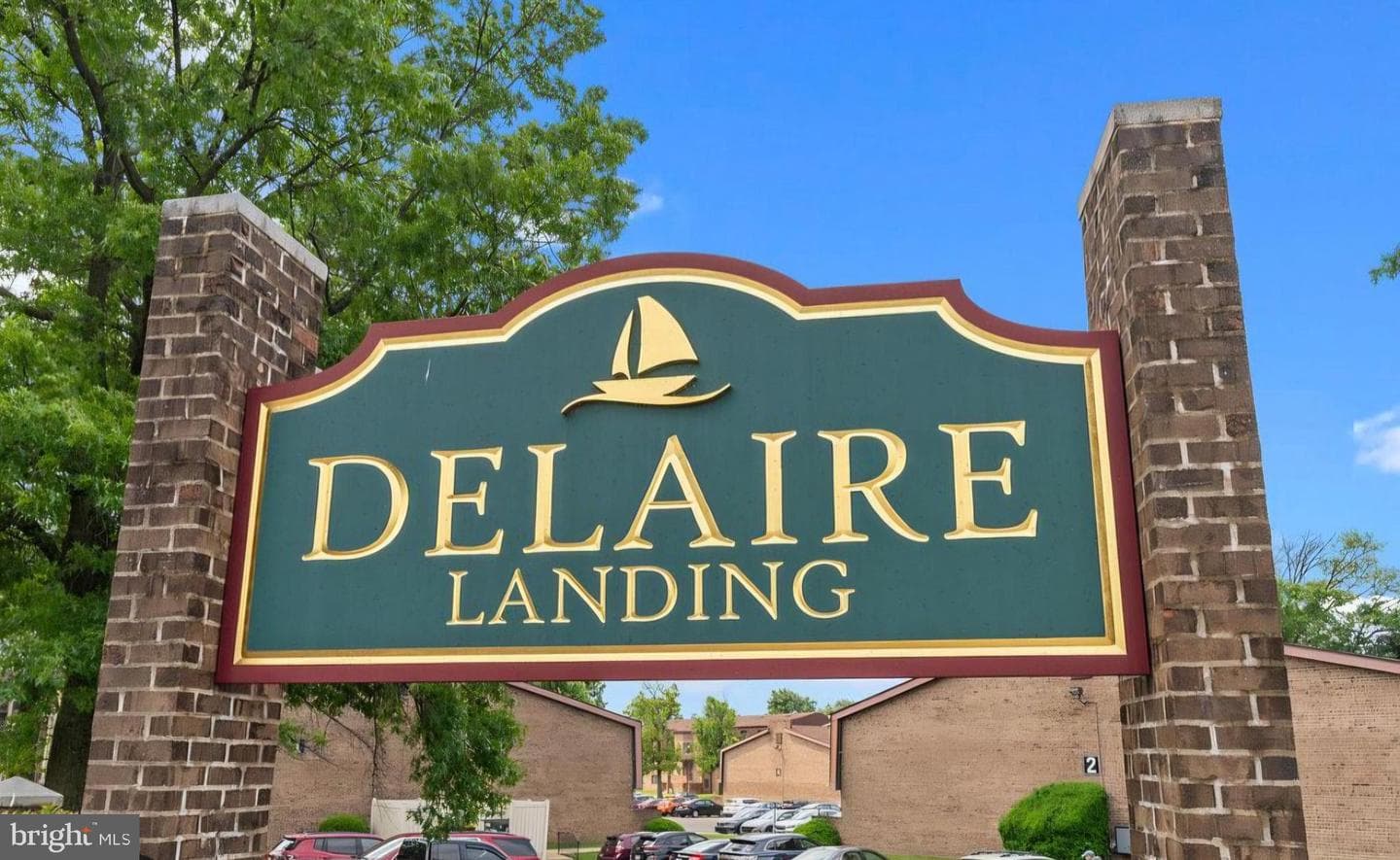 20201 Delaire Landing Road #201 photo 1