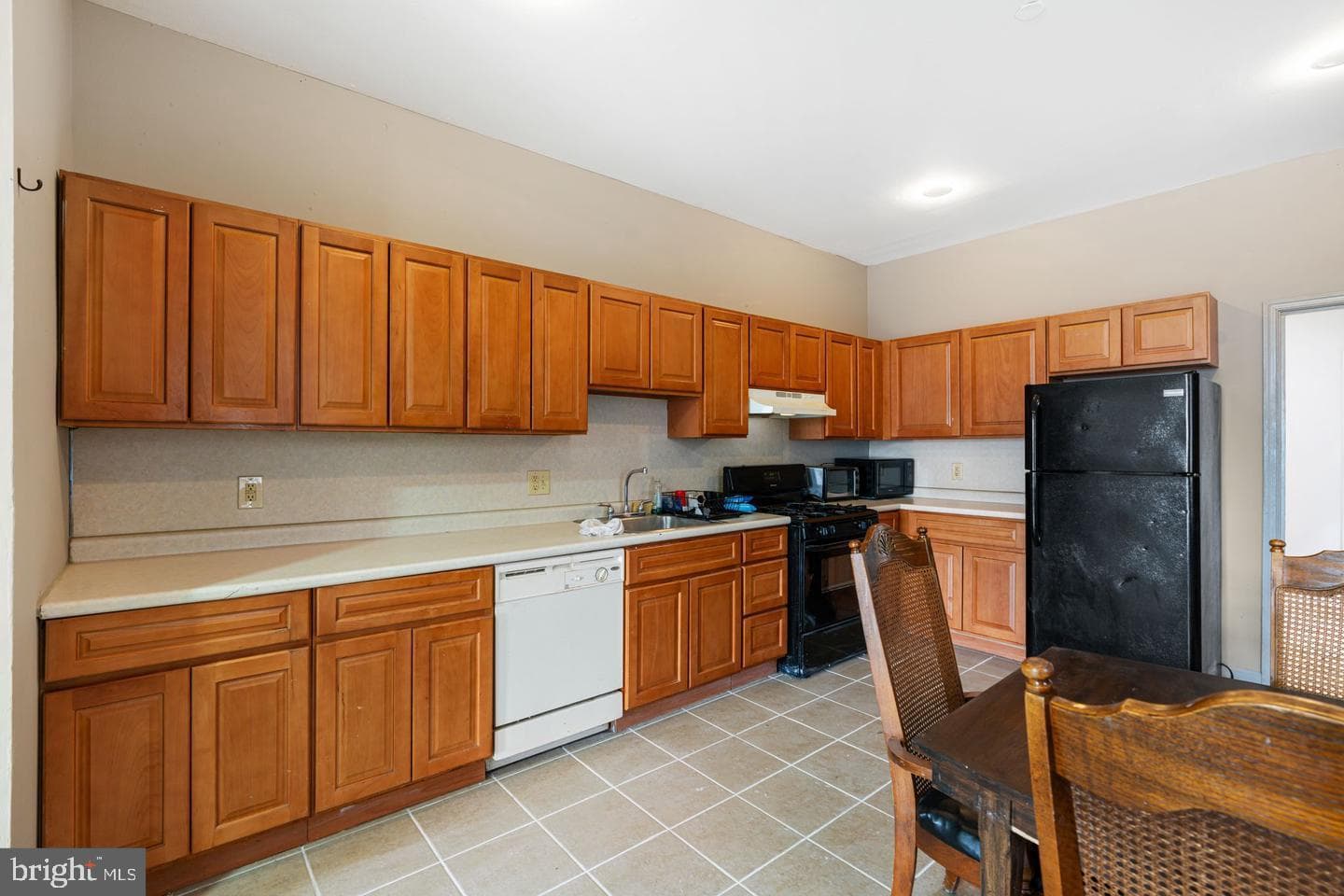 1531 W Norris Street photo 6