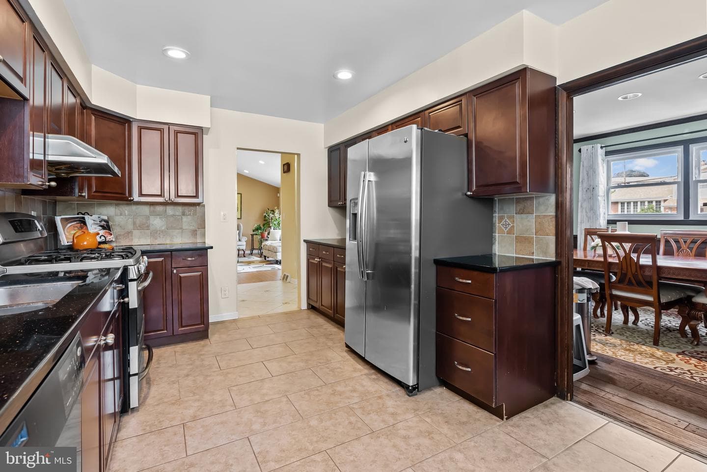 142 Greycourt Road photo 10