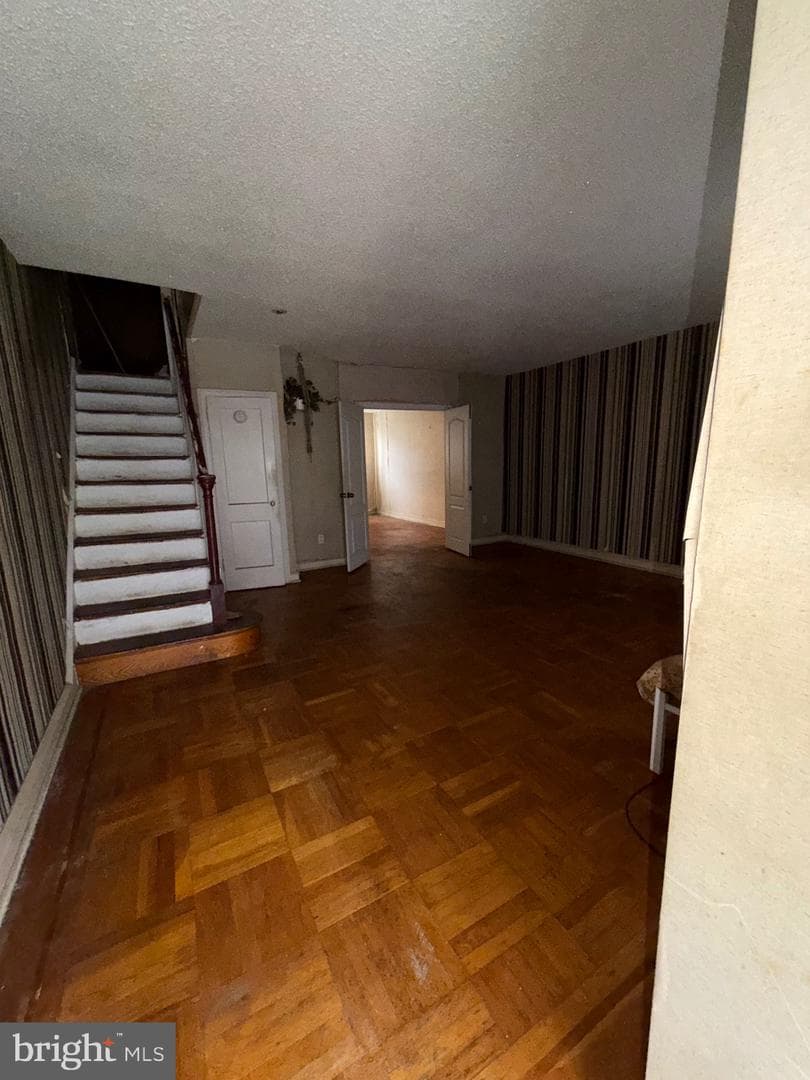 7529 Rugby Street photo 3
