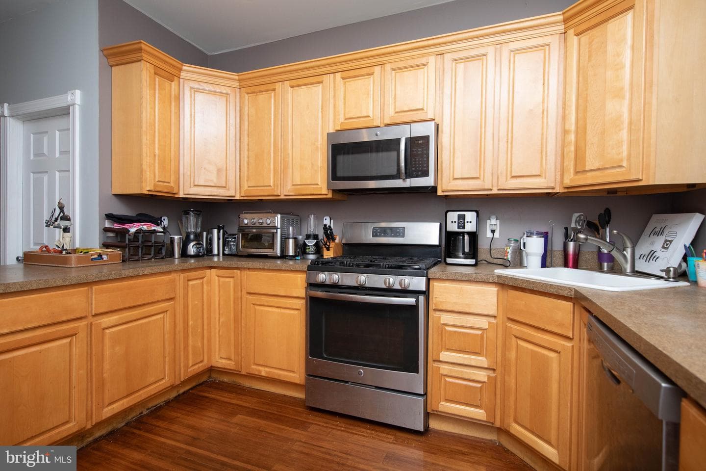 309 W Earlham Terrace photo 6