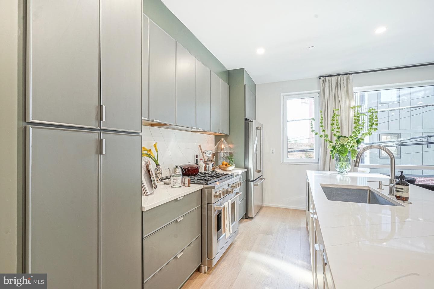 1102 E Columbia #lot D1 photo 12