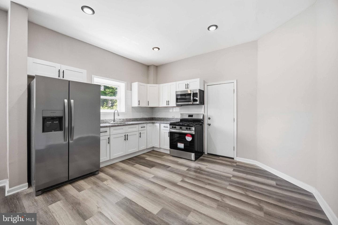 263 W Duval Street photo 11