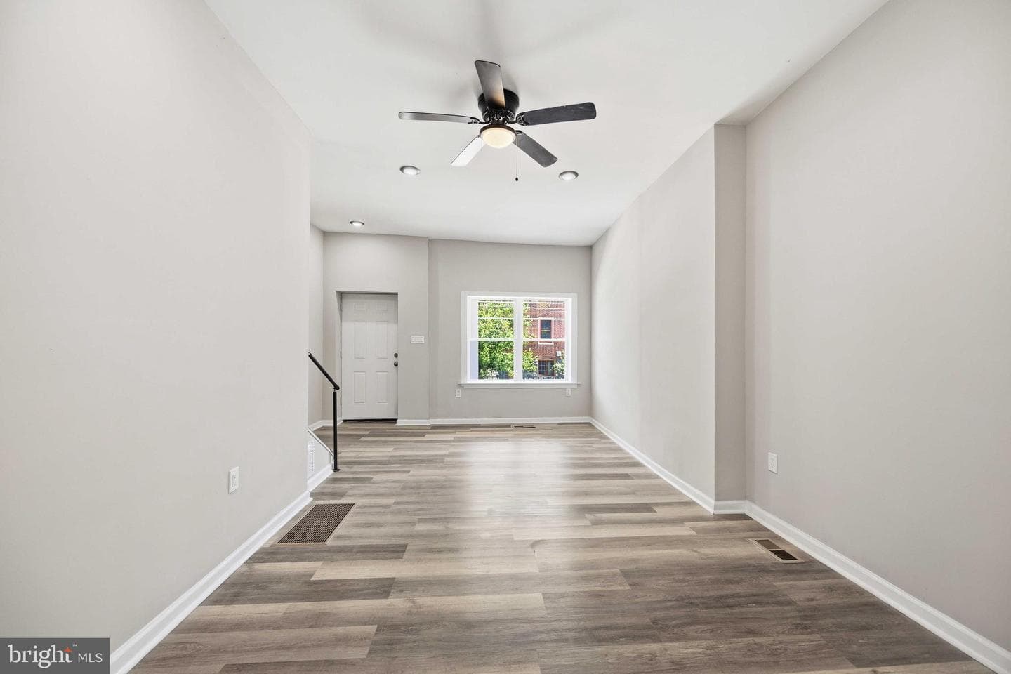 263 W Duval Street photo 7