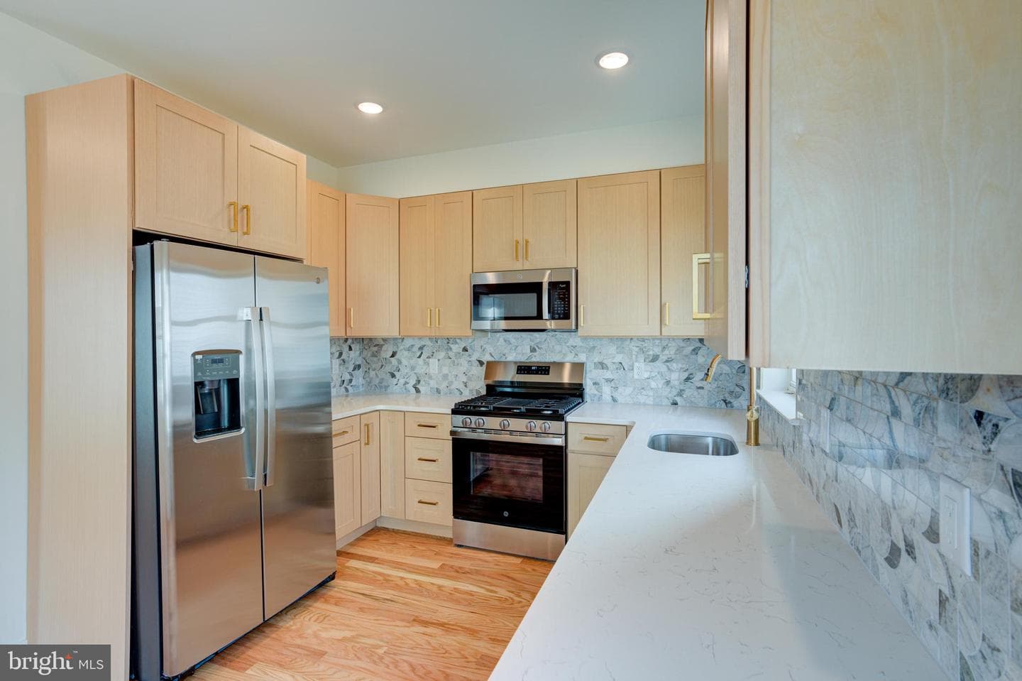 2480 Emerald Street, Philadelphia