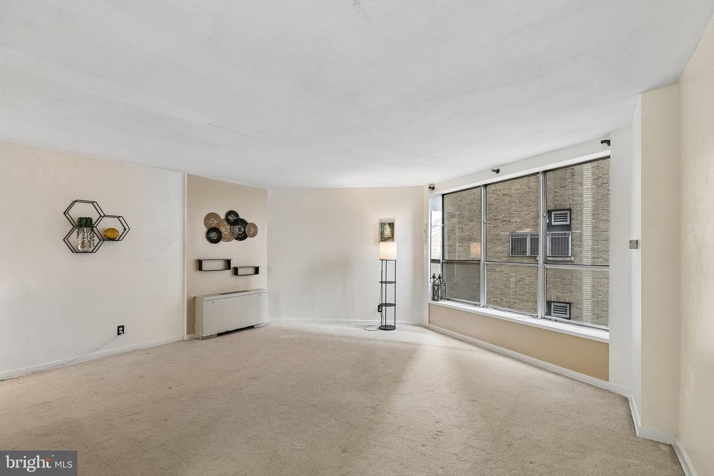 226 W Rittenhouse Square #1702 photo 2
